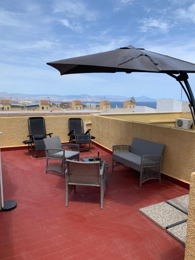 Adosado Tranquilo Con Piscina Y Vistas Al Mar Apartment Puerto Marino Exterior photo